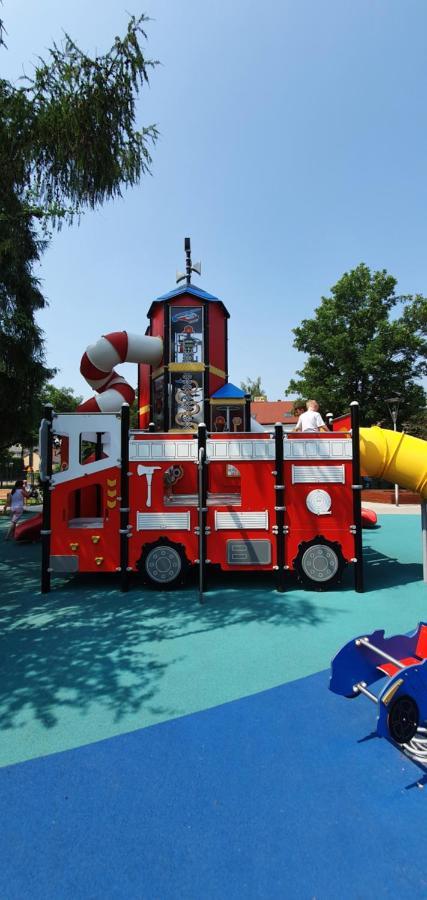 פרוז'קוב Juna2 - Nowoczesny Apartament W Centrum Z Widokiem Na Park מראה חיצוני תמונה