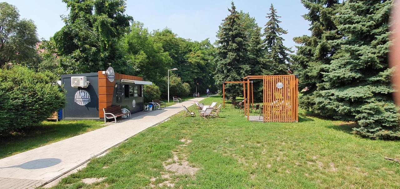 פרוז'קוב Juna2 - Nowoczesny Apartament W Centrum Z Widokiem Na Park מראה חיצוני תמונה