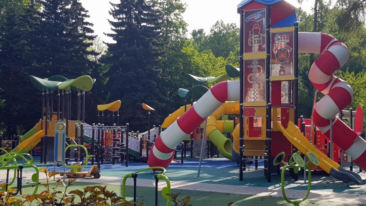 פרוז'קוב Juna2 - Nowoczesny Apartament W Centrum Z Widokiem Na Park מראה חיצוני תמונה